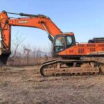 DOOSAN DX520-9C used excavator photo 1