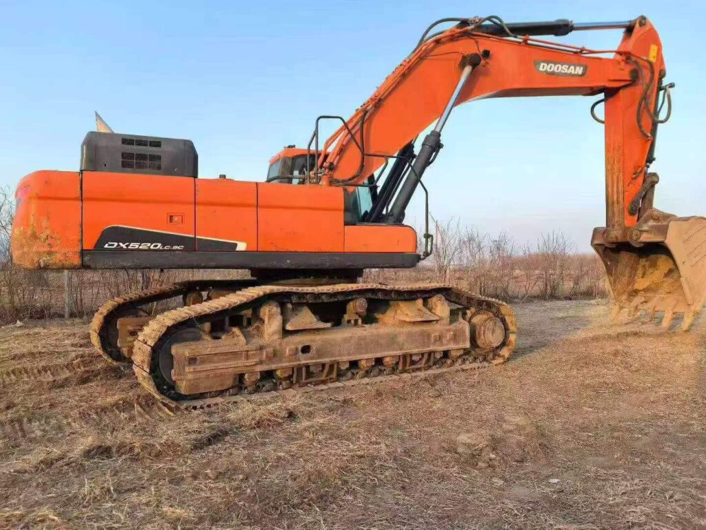 DOOSAN DX520-9C used excavator photo 3