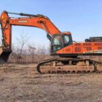 DOOSAN DX520-9C used excavator photo 4