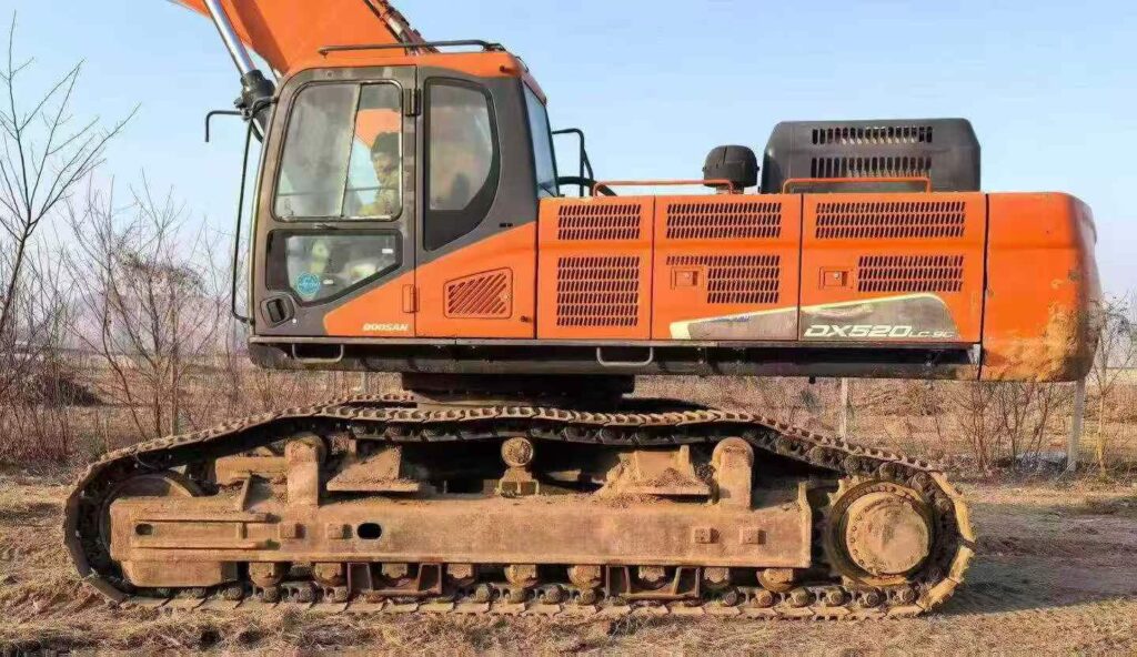 DOOSAN DX520-9C used excavator photo 5