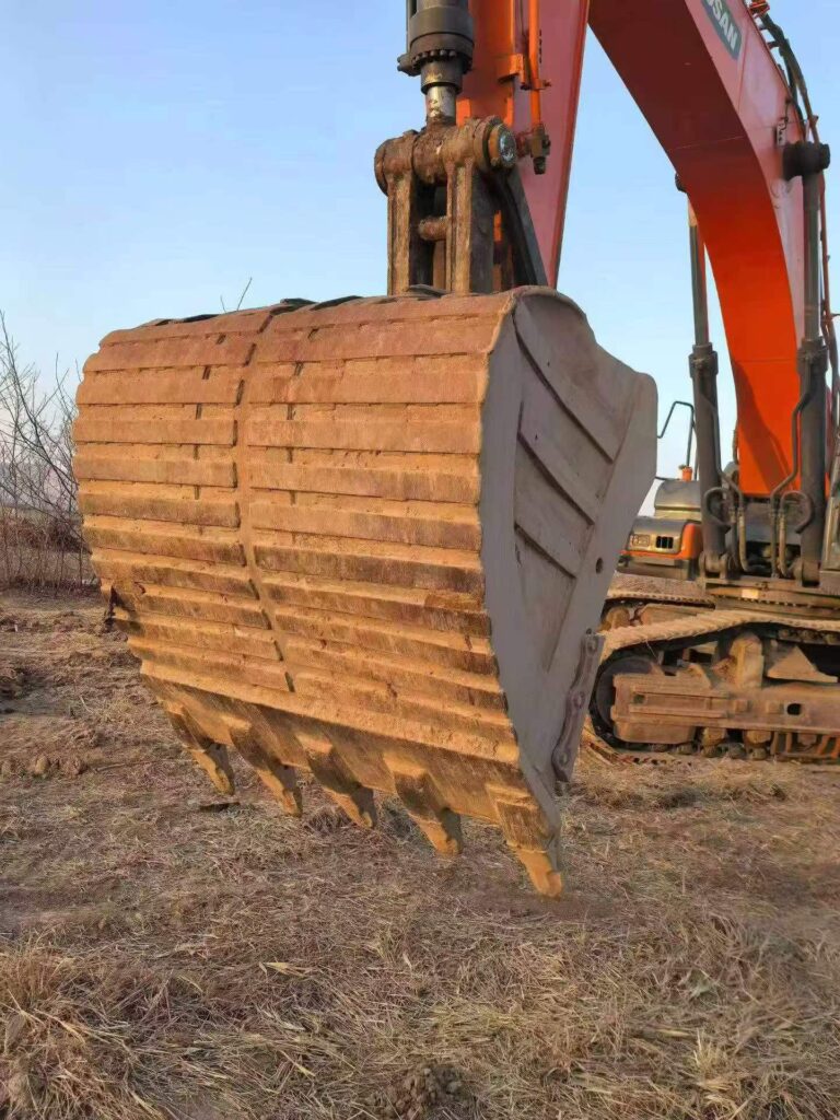 DOOSAN DX520-9C used excavator photo 7