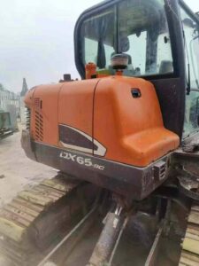 DOOSAN DX55 used excavator photo 1