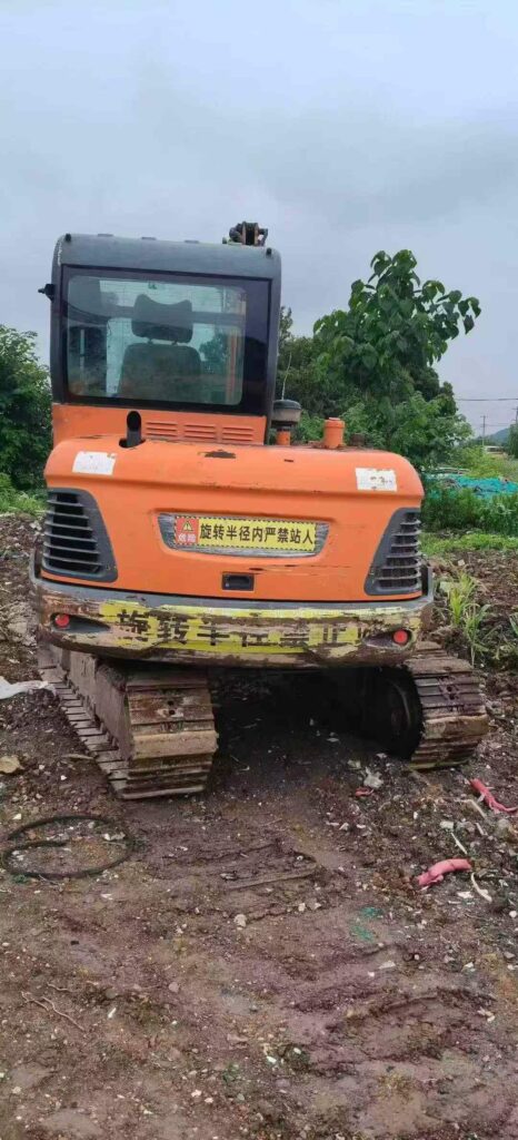 DOOSAN DX55 used excavator photo 5