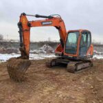 DOOSAN DX80-9C used excavator photo 1