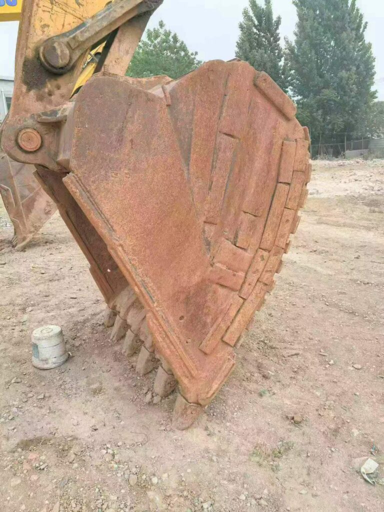 Excavator Bucket spare parts photo 4