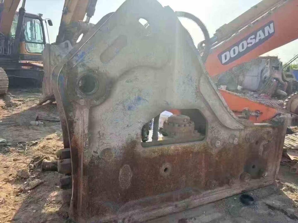 Excavator Quick Coupler / Hydraulic Breaker spare parts photo 1