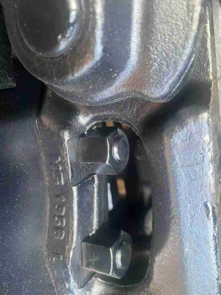 Excavator Track Chain Assembly spare parts photo 4