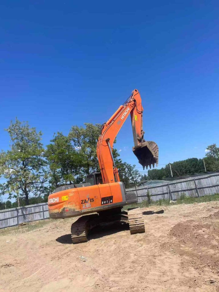 HITACHI ZX240-3 used excavator photo 3