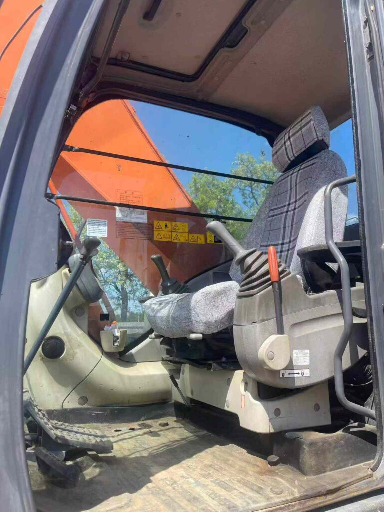 HITACHI ZX240-3 used excavator photo 6
