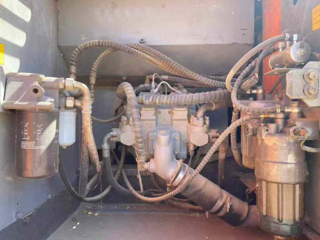 HITACHI ZX240-3 used excavator photo 9