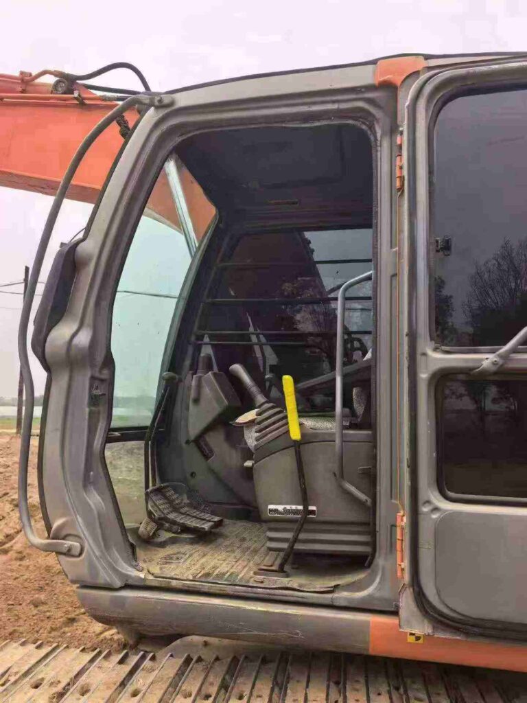HITACHI ZX120 used excavator photo 5