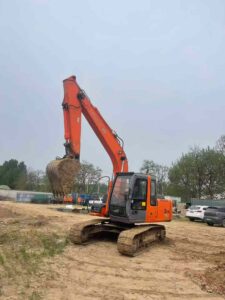 HITACHI ZX120-6 used excavator photo 1