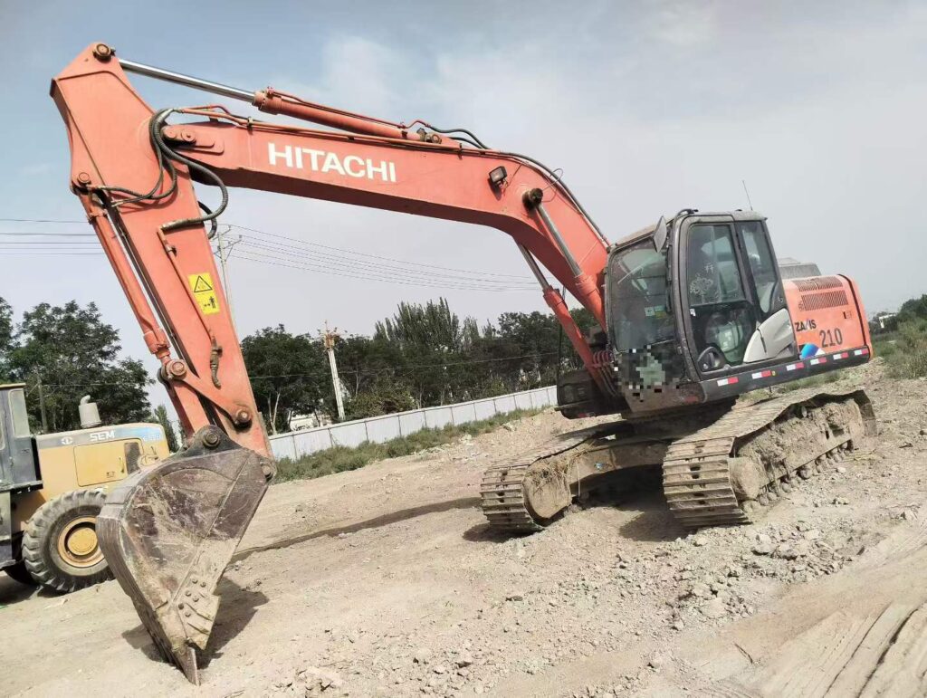 HITACHI ZX195 used excavator photo 1