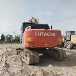 HITACHI ZX195 used excavator photo 3