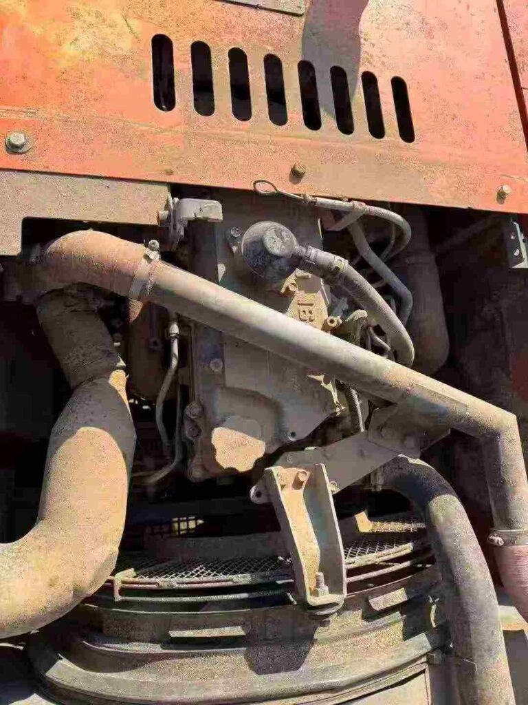 HITACHI ZX200 used excavator photo 9