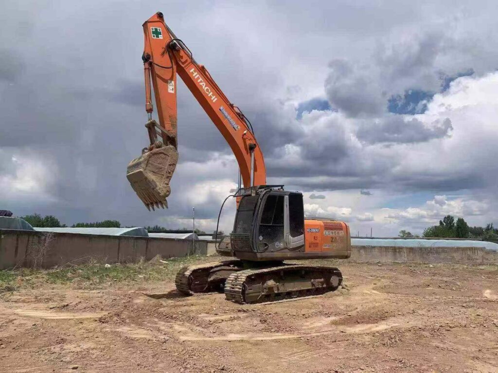 HITACHI ZX200-3 used excavator photo 1