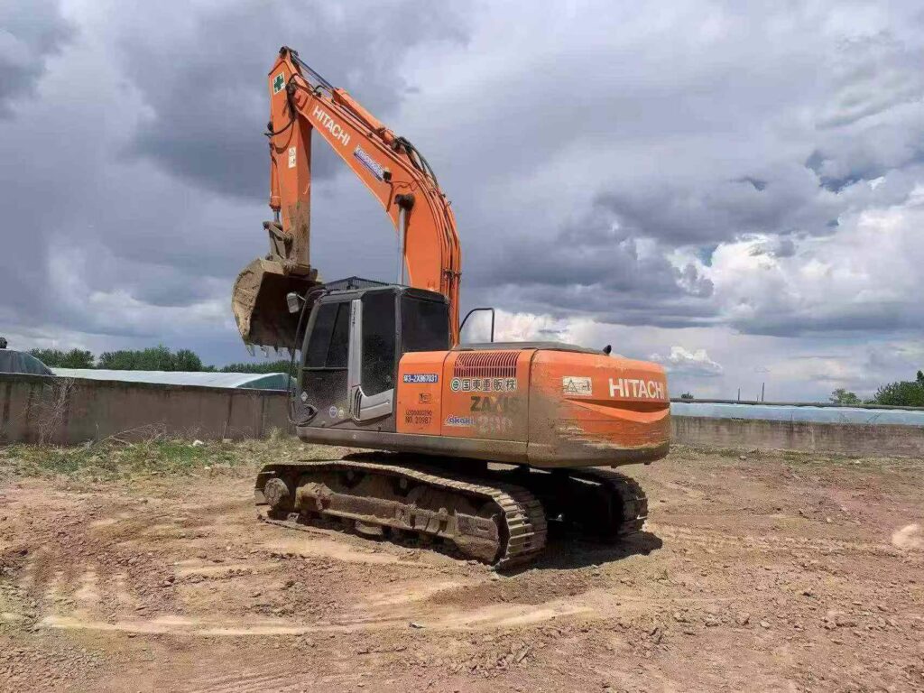 HITACHI ZX200-3 used excavator photo 2