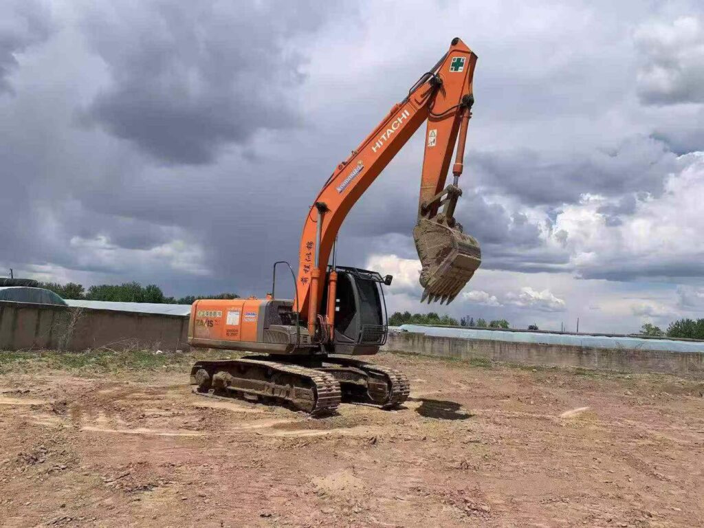 HITACHI ZX200-3 used excavator photo 3