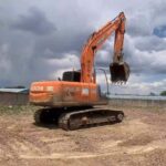 HITACHI ZX200-3 used excavator photo 4