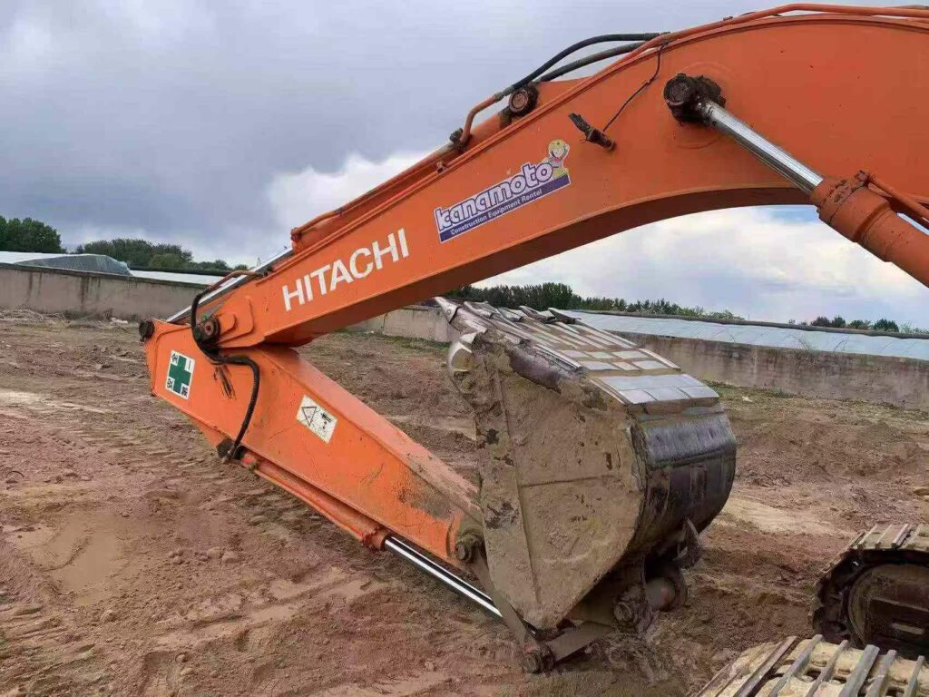 HITACHI ZX200-3 used excavator photo 8