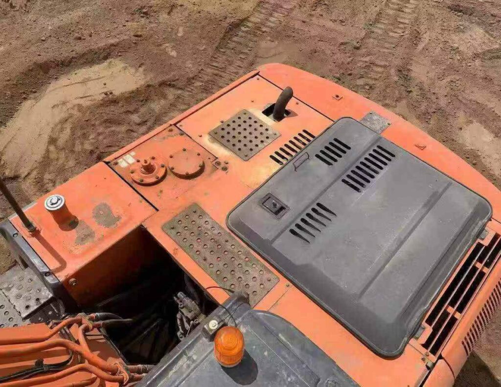 HITACHI ZX200-3 used excavator photo 9