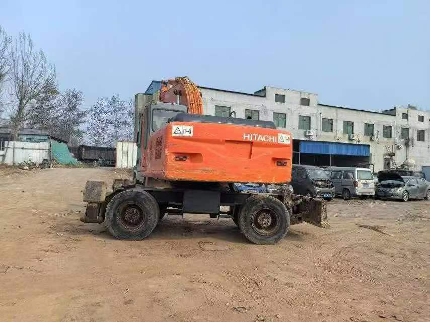 HITACHI ZX210-6 used excavator photo 5