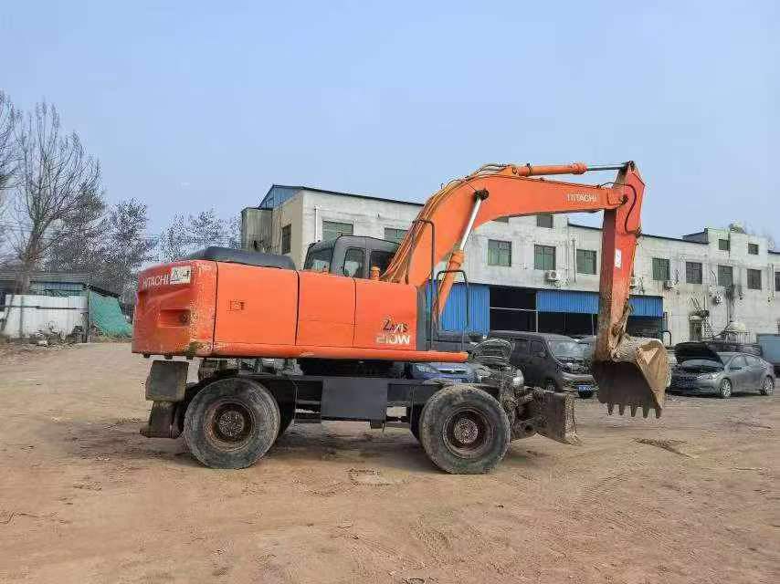 HITACHI ZX210-6 used excavator photo 6