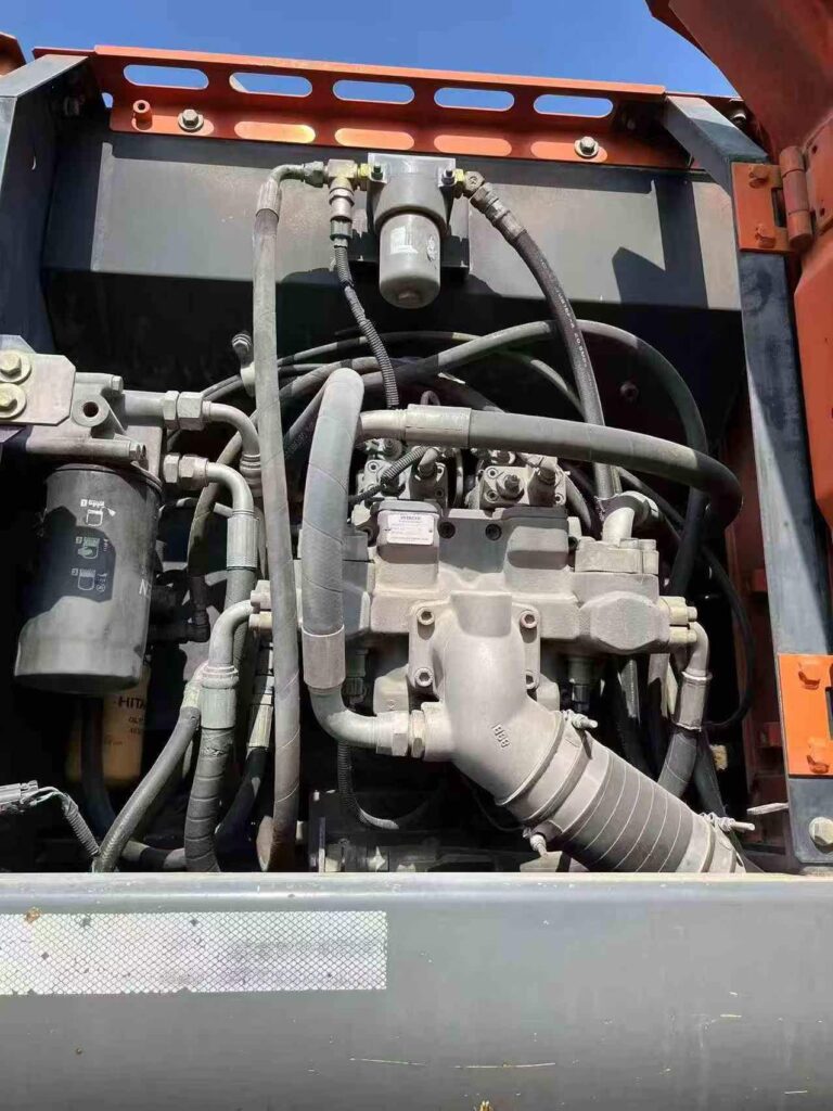 HITACHI ZX210W used excavator photo 5