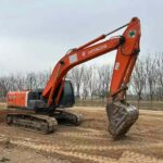 HITACHI ZX240 used excavator photo 3