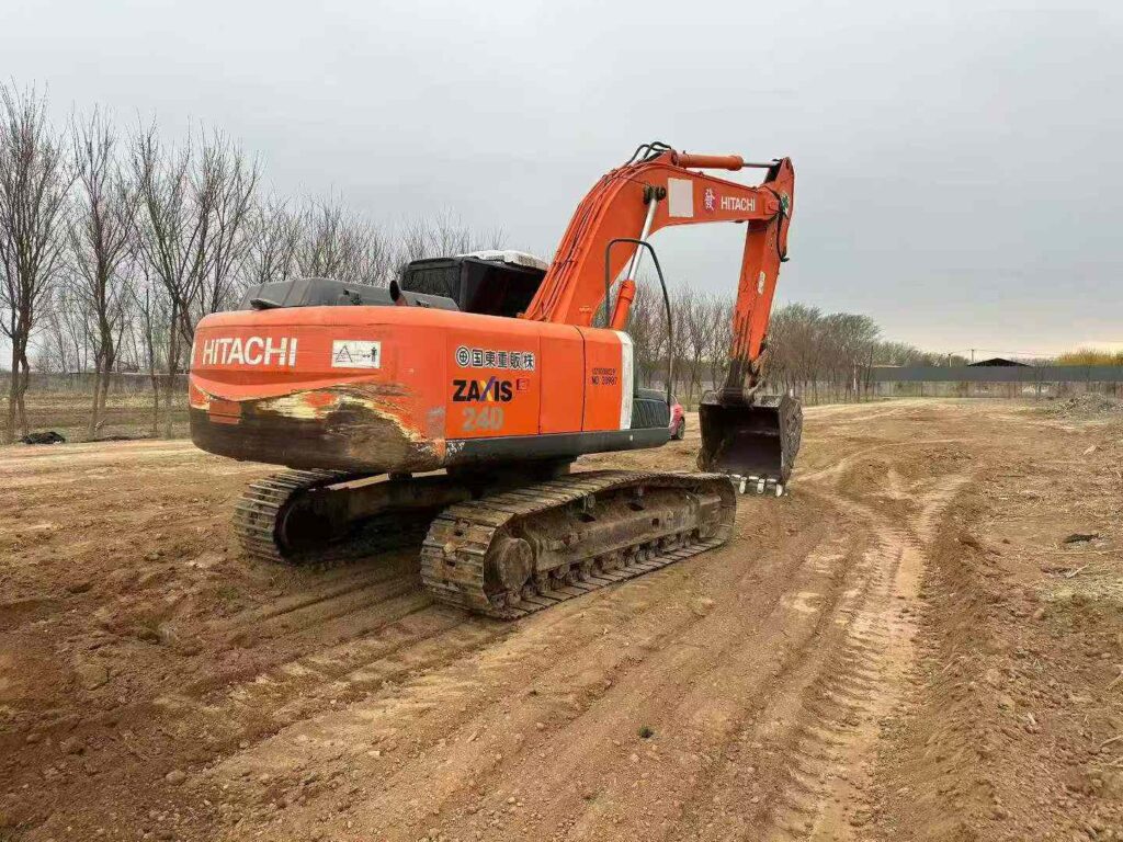 HITACHI ZX240 used excavator photo 4