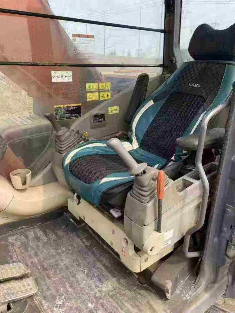HITACHI ZX270-3 used excavator photo 5
