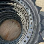 HYUNDAI 215 Drive Sprocket / Drive Gear spare parts photo 4