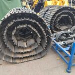 HYUNDAI 60 Undercarriage Parts spare parts photo 4
