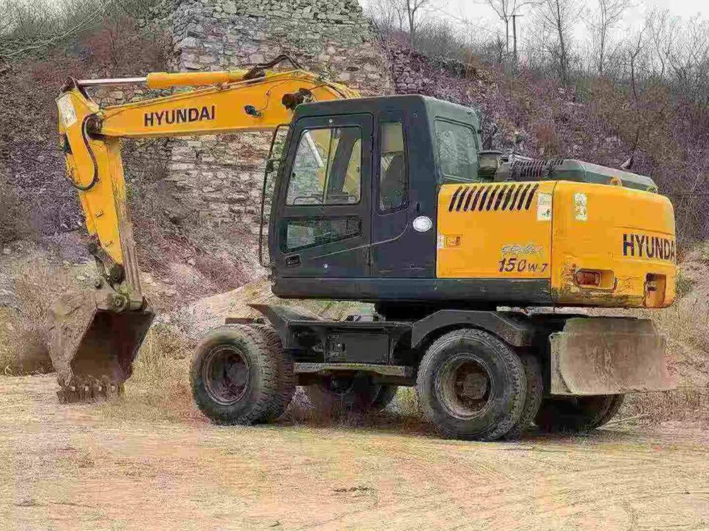 HYUNDAI R150-7 used excavator photo 2