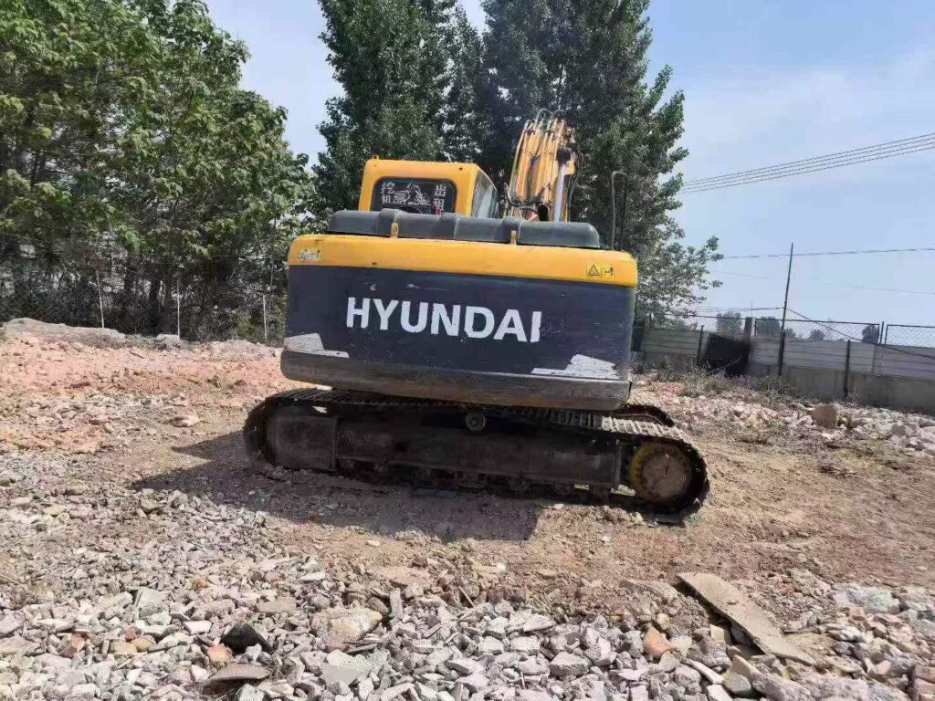 HYUNDAI R150-9 used excavator photo 3