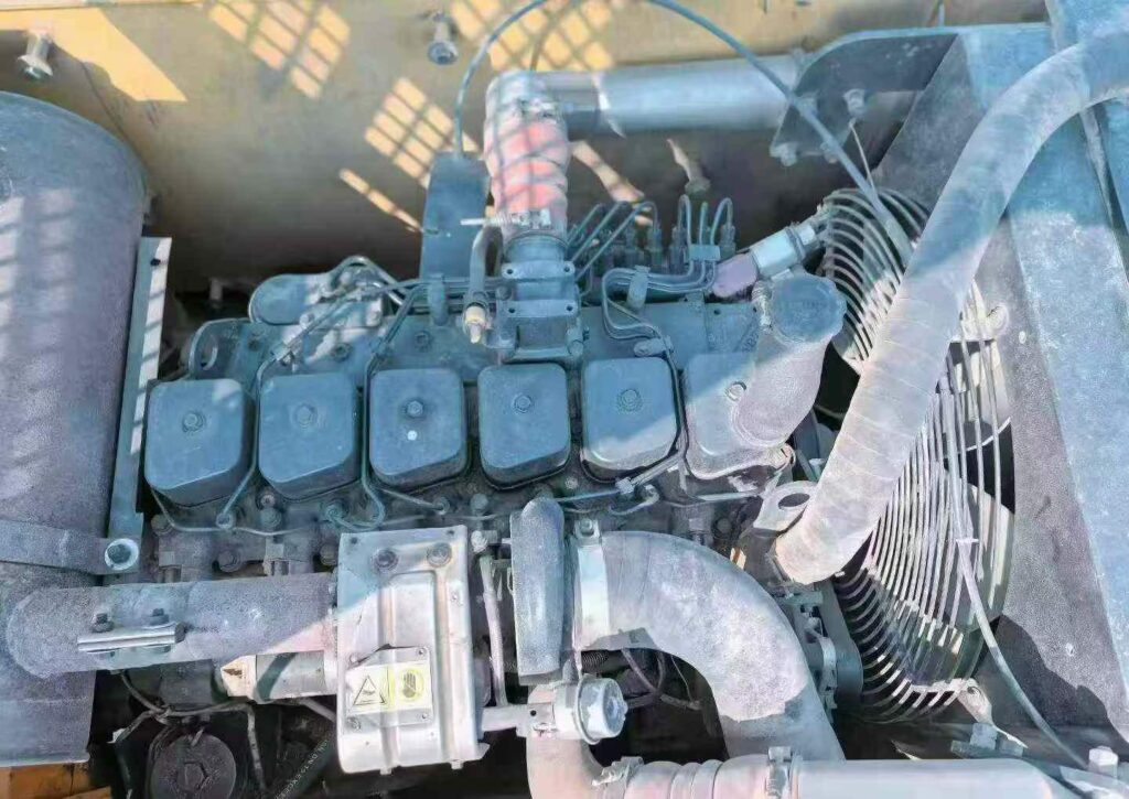 HYUNDAI R210-7 used excavator photo 7
