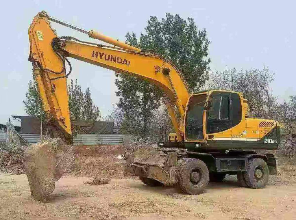 HYUNDAI R210-9 used excavator photo 3