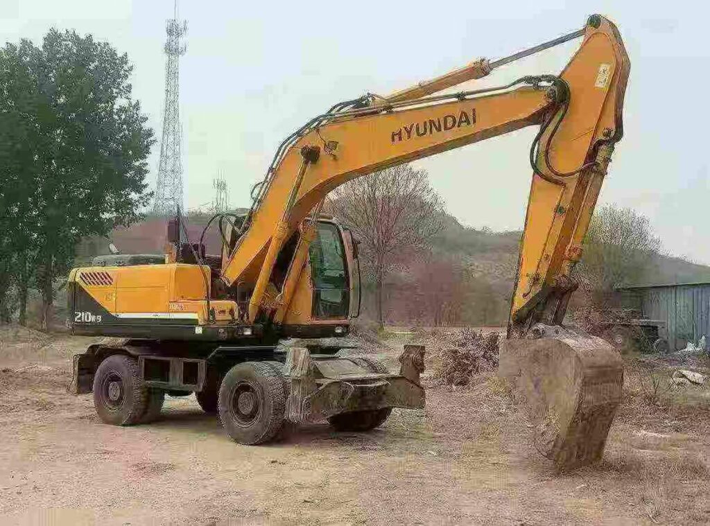 HYUNDAI R210-9 used excavator photo 4