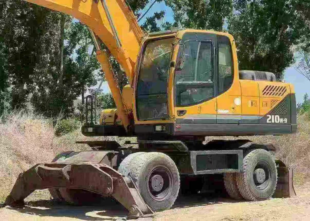 HYUNDAI R210-9 used excavator photo 3