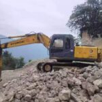 HYUNDAI R225-7 used excavator photo 3