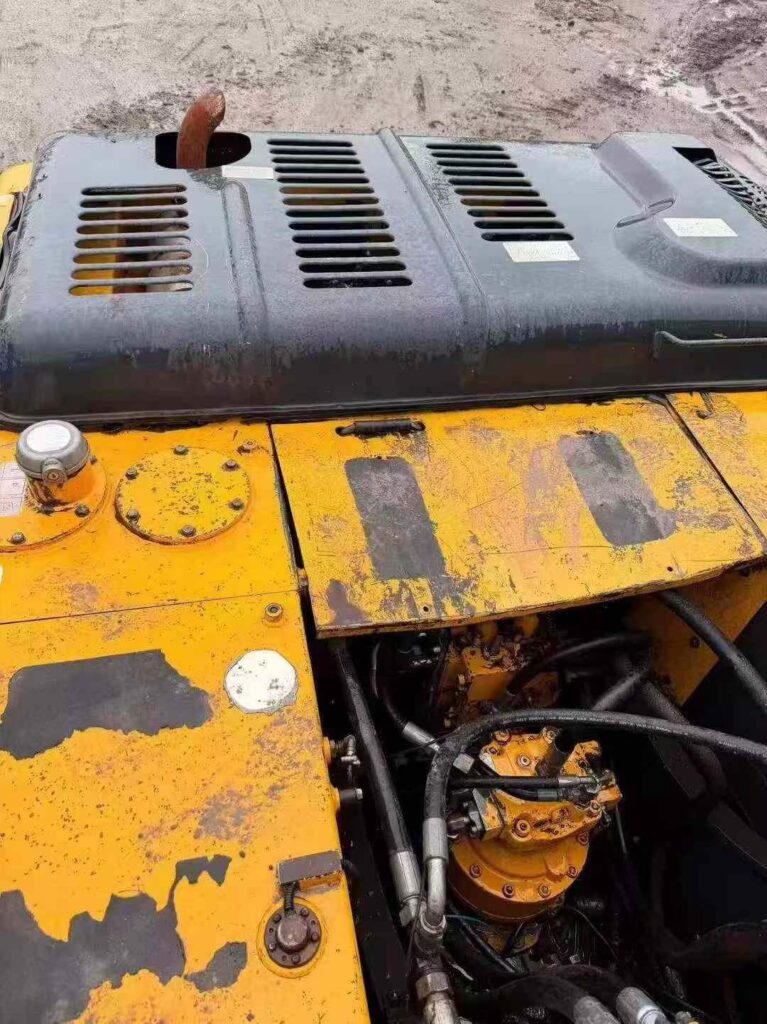 HYUNDAI R225-7 used excavator photo 5