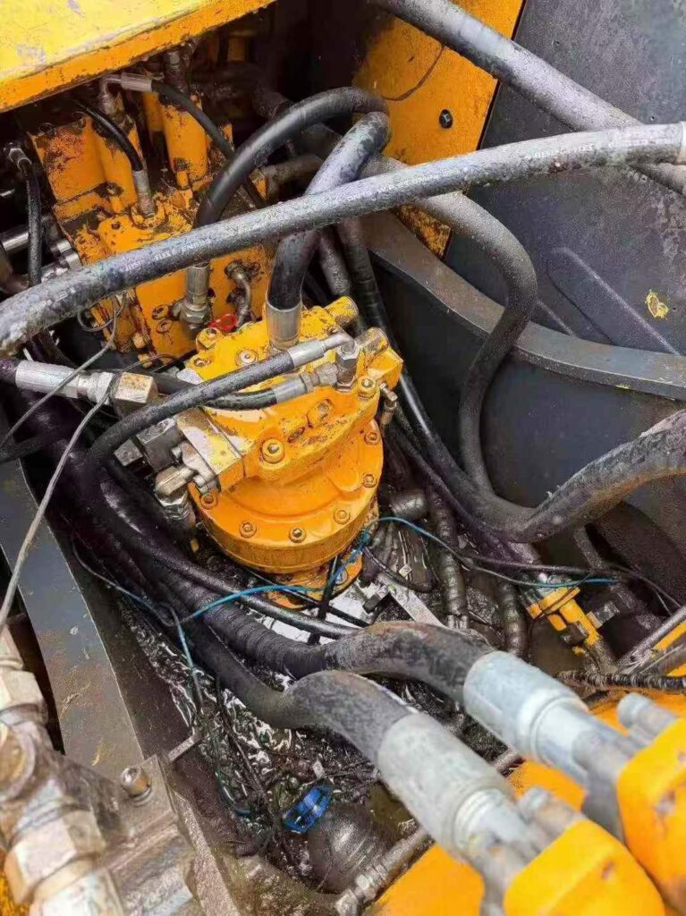 HYUNDAI R225-7 used excavator photo 8