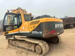 HYUNDAI R225-9T used excavator photo 1