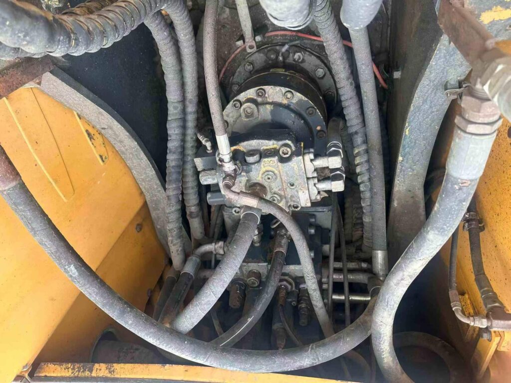 HYUNDAI R225-9T used excavator photo 7