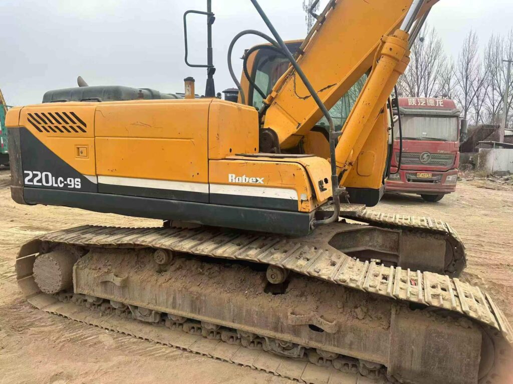 HYUNDAI R225-9T used excavator photo 8