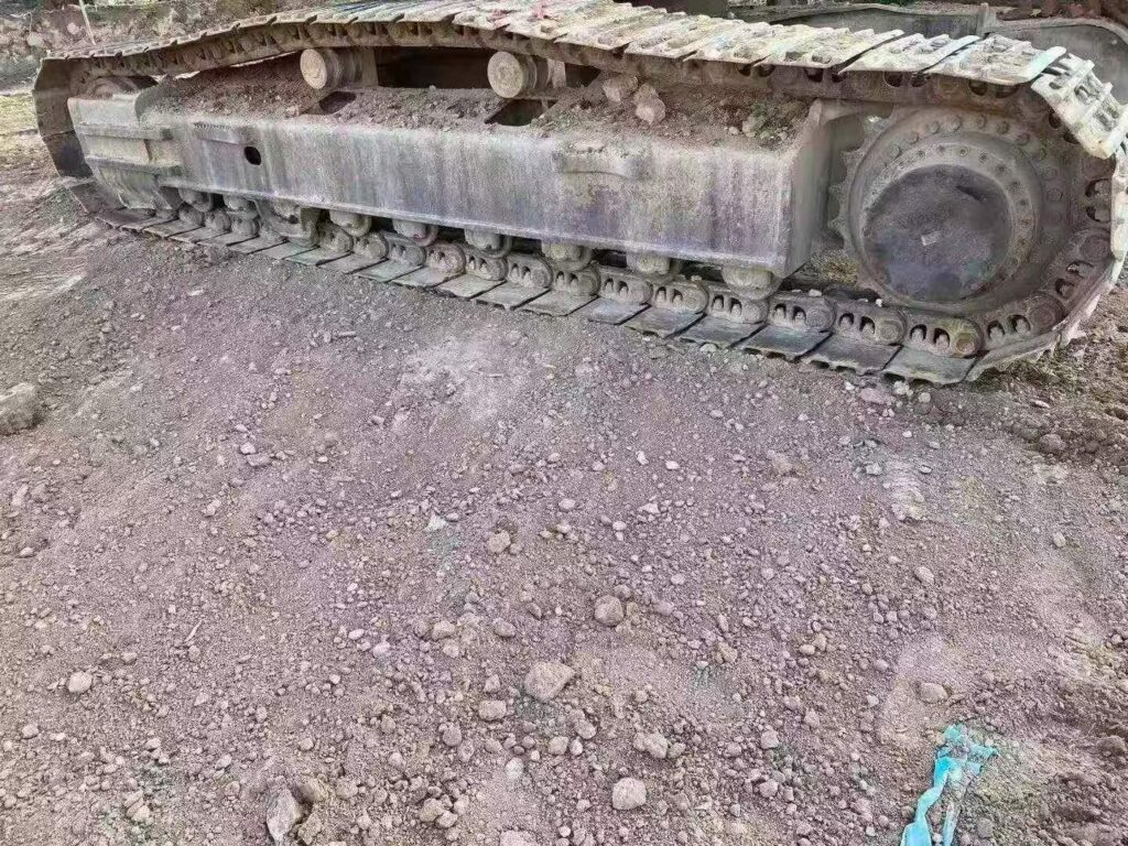 HYUNDAI R305-7 used excavator photo 5