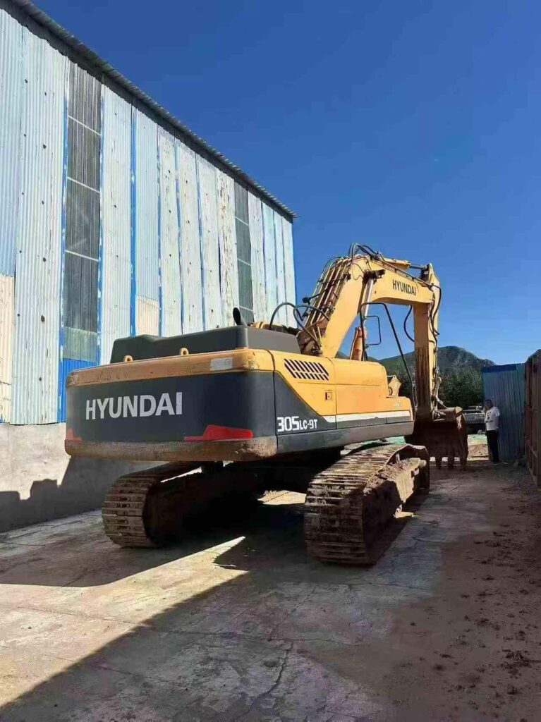 HYUNDAI R305-9T used excavator photo 1
