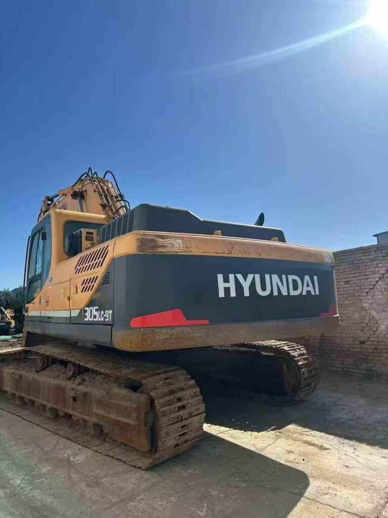 HYUNDAI R305-9T used excavator photo 3