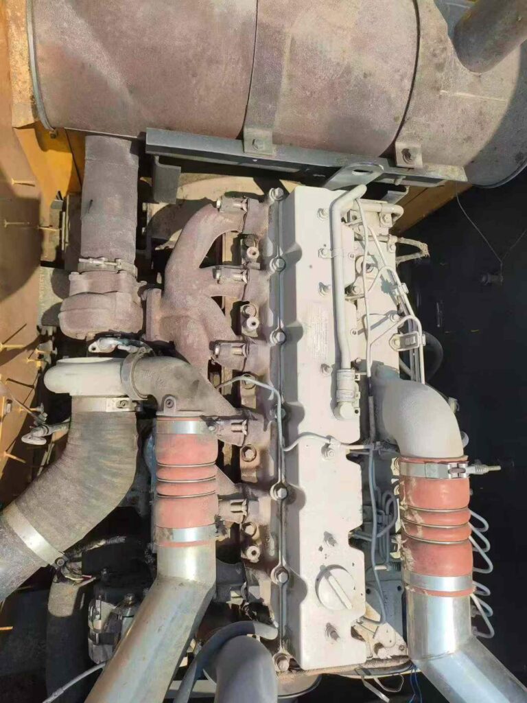 HYUNDAI R305-9T used excavator photo 8