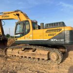 HYUNDAI R305-9T used excavator photo 1